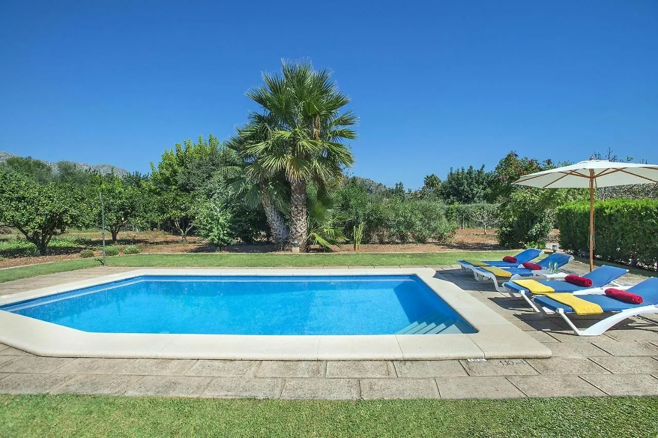 Almendra Boi Villa Pollenca