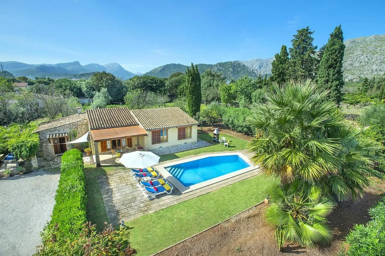 Almendra Boi Villa Pollenca Spain