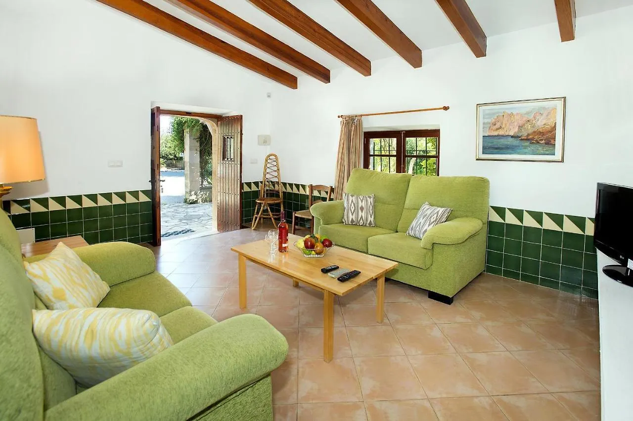 Almendra Boi Villa Pollenca