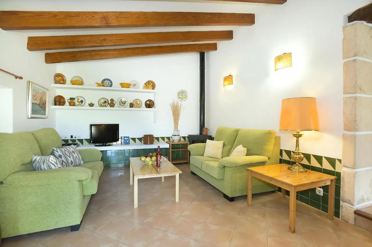 Almendra Boi Villa Pollenca Spain